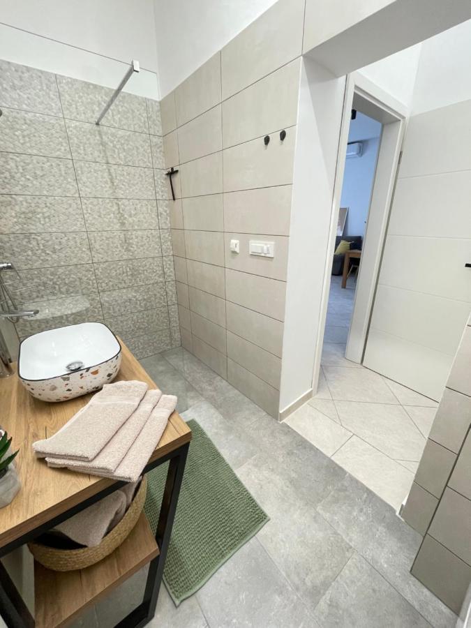House Runa 포레치 외부 사진